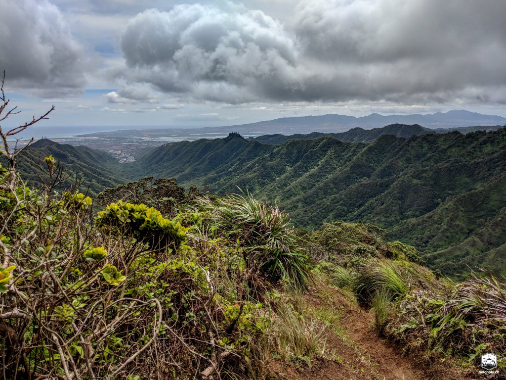 Kulana'ahane Trail