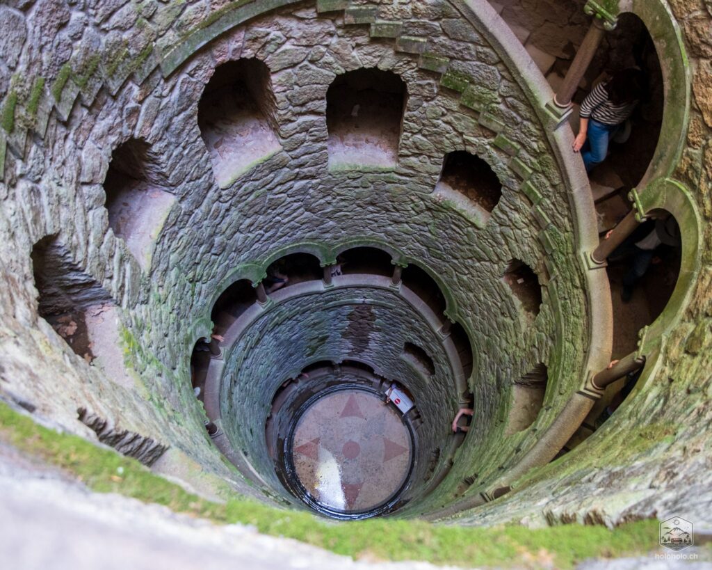 Quinta da Regaleira, in den Tunnel