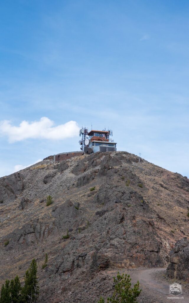Fire lookout - Mount Washburn
